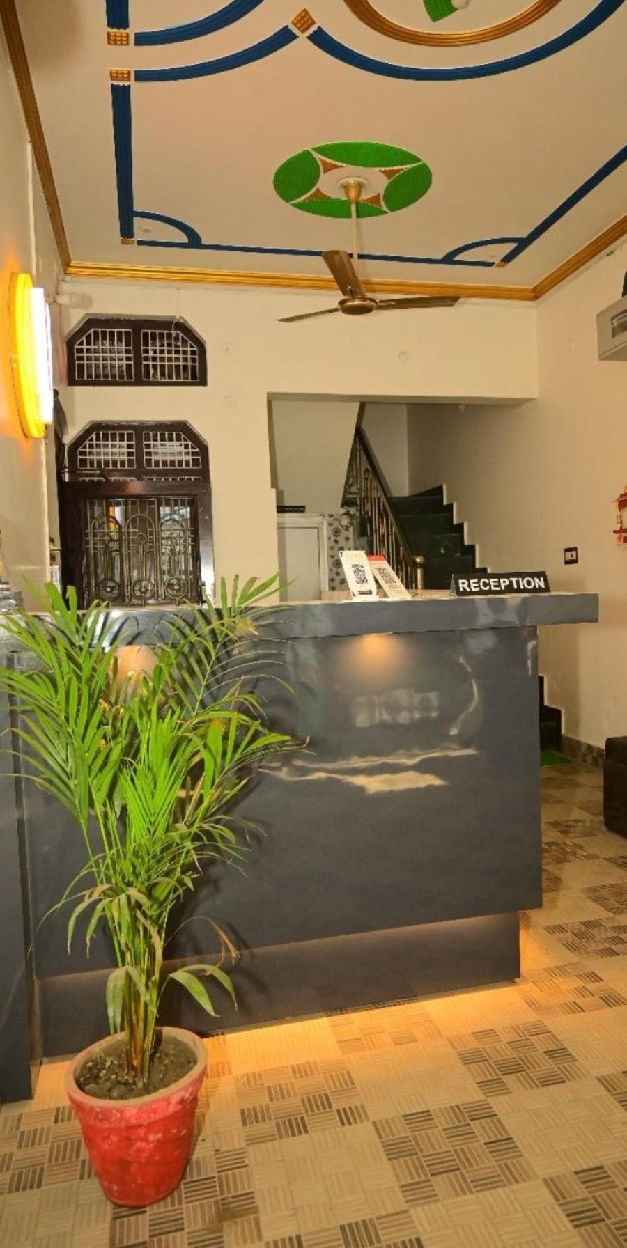 Shri Narayanam Guest House And Home Stay Ayodhya Ngoại thất bức ảnh