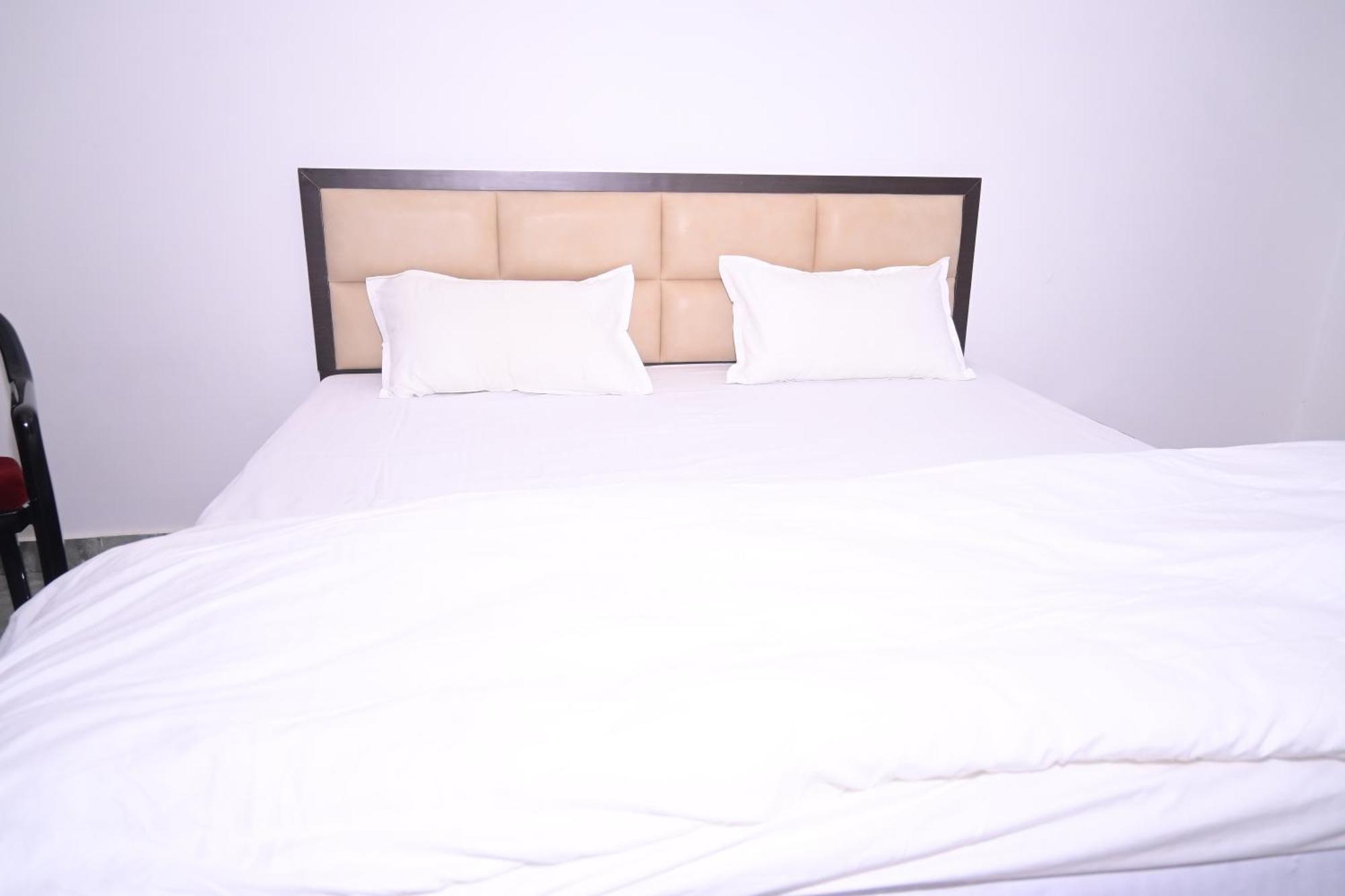 Shri Narayanam Guest House And Home Stay Ayodhya Ngoại thất bức ảnh