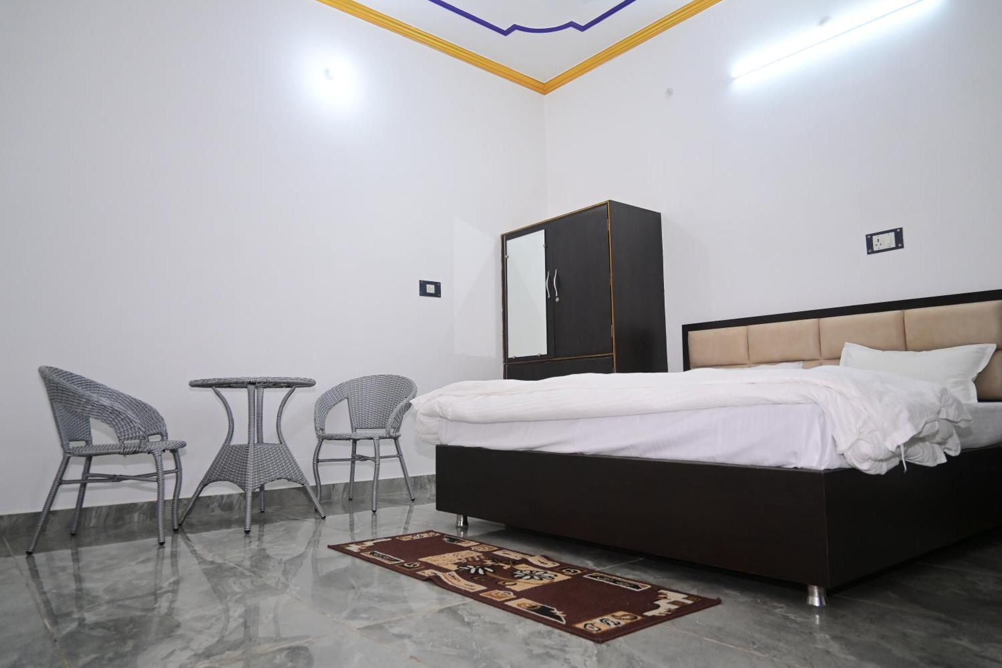 Shri Narayanam Guest House And Home Stay Ayodhya Ngoại thất bức ảnh